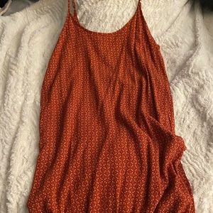 Light and Flowy Midi Dress!